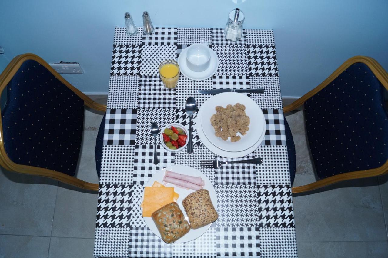 Marie'S Bed And Breakfast Coolock Exterior foto