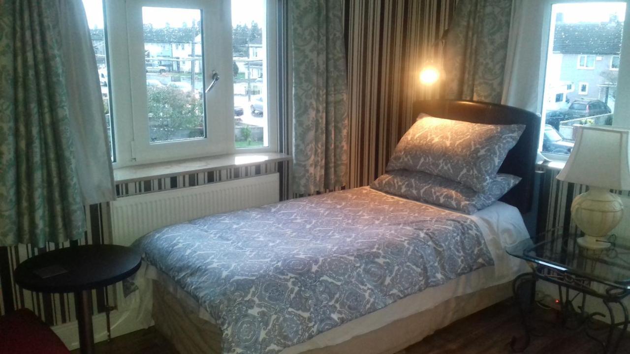 Marie'S Bed And Breakfast Coolock Exterior foto